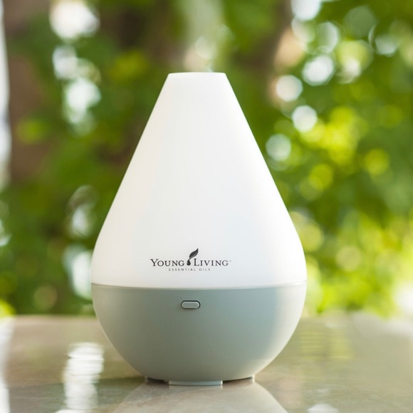 NWT. Young Living Essential Oil Diffuser. - Picture 1 of 4
